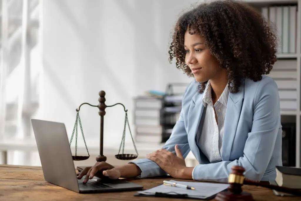 ¿Por qué es importante la comunicación con el abogado?