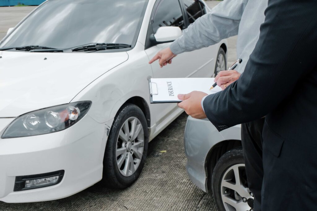 Factores que afectan una demanda: Las compañías de seguros
