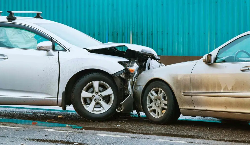 Causas comunes de accidentes automovilísticos