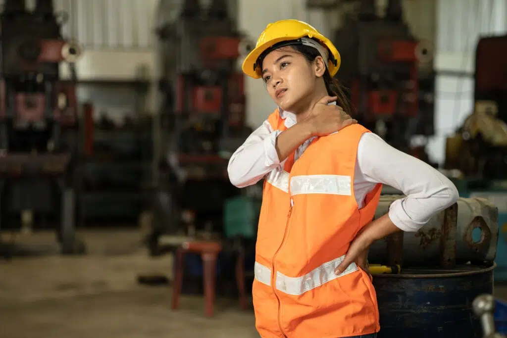 ¿Qué tipo de compensación podría recibir tras una lesión en el trabajo? 