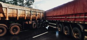 abogado de accidente de trailer
