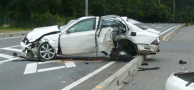 ¿Quién es responsable de los daños en un accidente de tránsito?