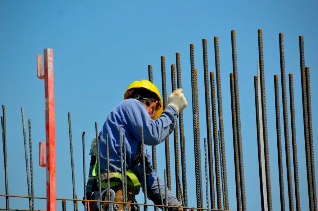 ¿Puede un trabajador indocumentado sindicalizarse o participar en un sindicato?