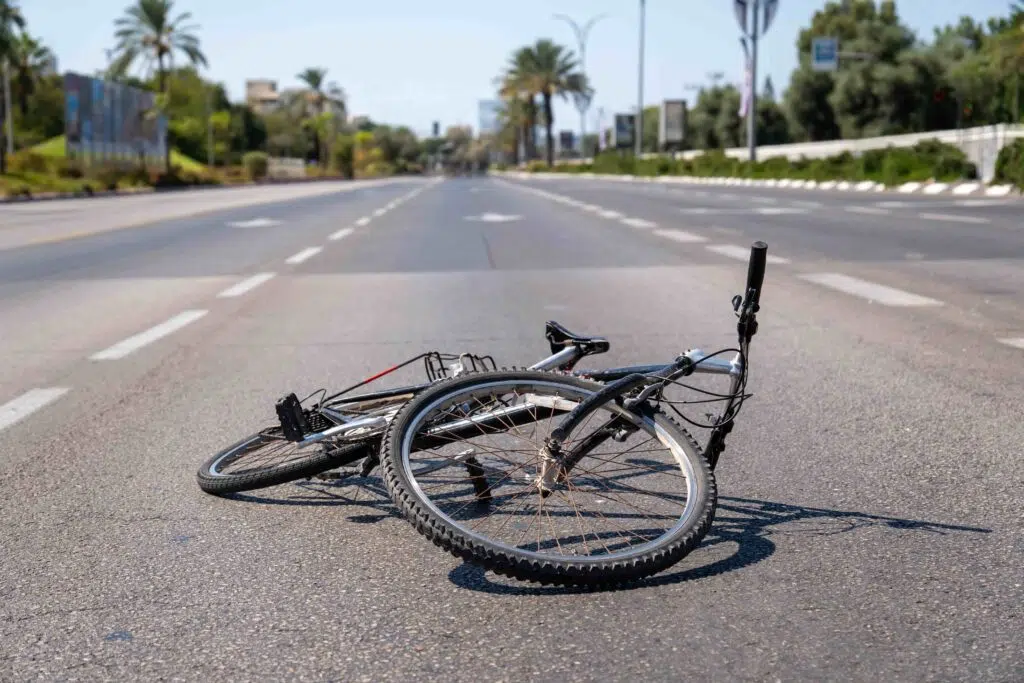 ¿Qué hace que andar en bicicleta en las ciudades sea tan riesgoso?