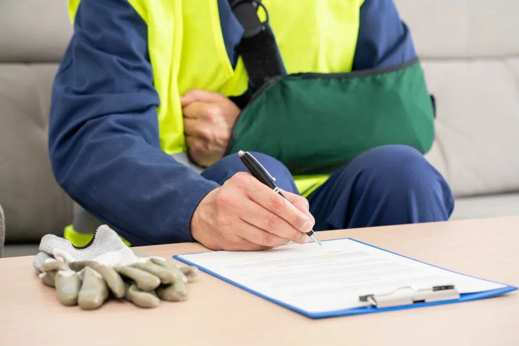 ¿Cuánto paga la compensación laboral por salarios perdidos?
