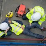puedo recibir compensación si tuve un accidente fuera del lugar de trabajo