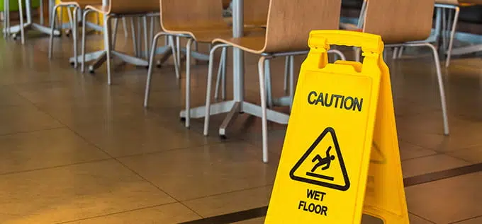 accidente en un bar o restaurante